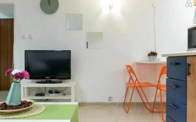 NHE Perfectly Located Apartment TLV