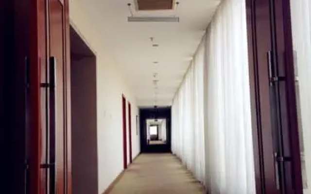 Chengdu Emeishan Hotel