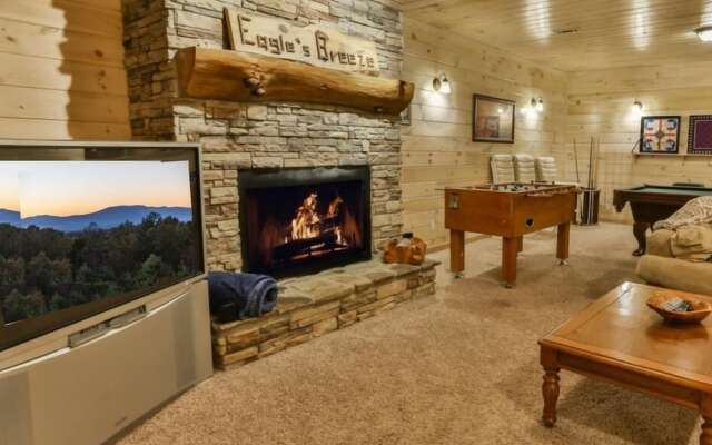Eagles Breeze Nevaeh Cabin Rentals