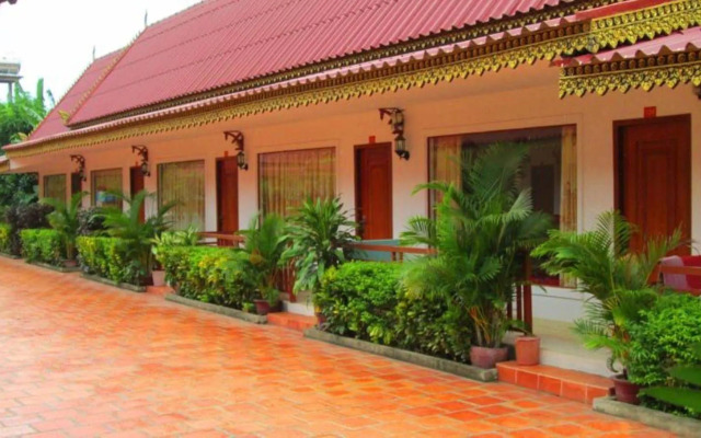 Reaksmey Meanrith Guesthouse and Residence