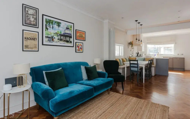 Newly Refurbished 4 Bedroom House in East London