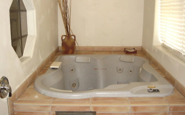 CJ Grand Hotel & Spa