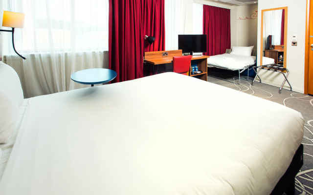 Ac Marriott Birmingham NEC and Airport - Image 3