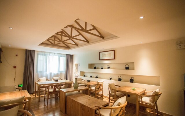 Qianna Chengji Hotel