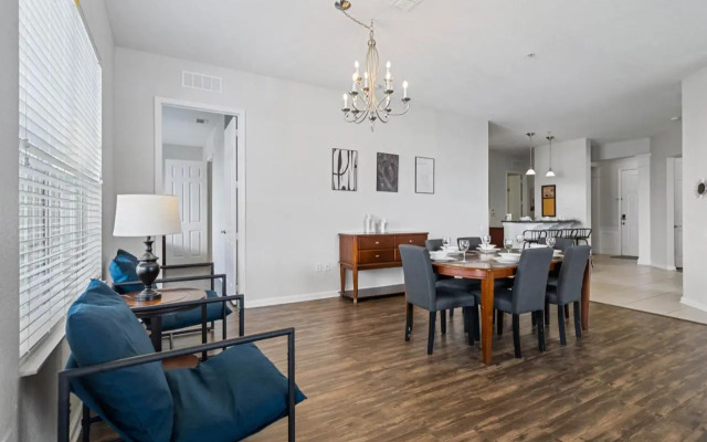 4816 Cayview Avenue #407