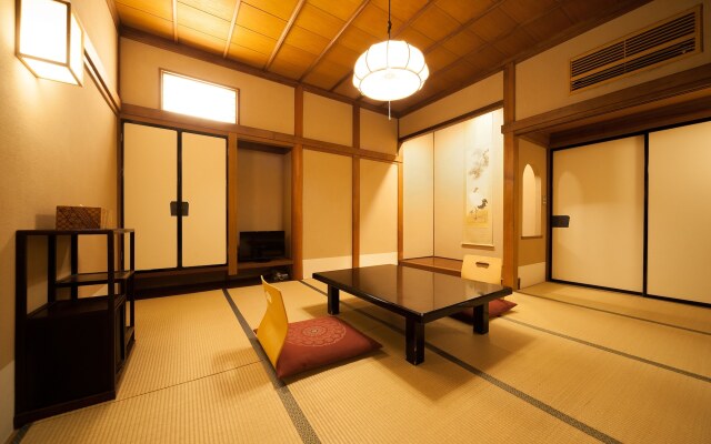 Ryokan Motoyu Kansuiro