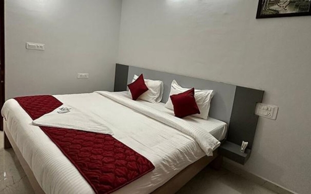 Fabexpress Sreenivasa Home Stay Ii