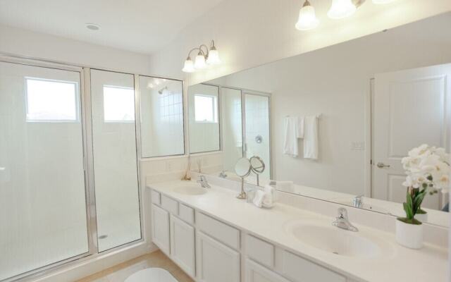 4511 Monado Drive 5 Bedroom Home