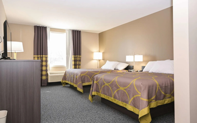 Super 8 by Wyndham Moosonee
