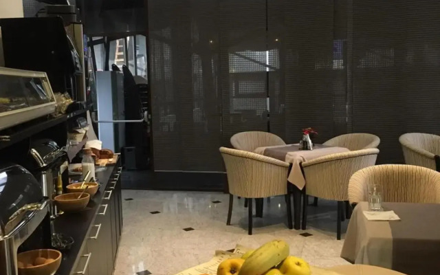 Ambiance Hotel