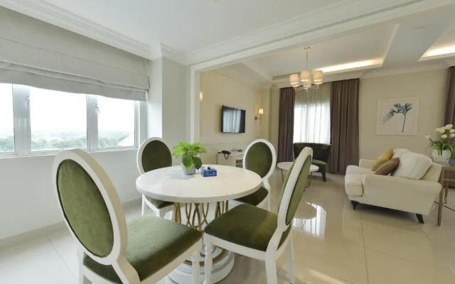 Savanna Hill Resort