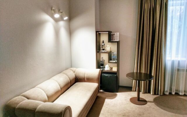 Гостинично-ресторанный комплекс с пляжем RiverSide