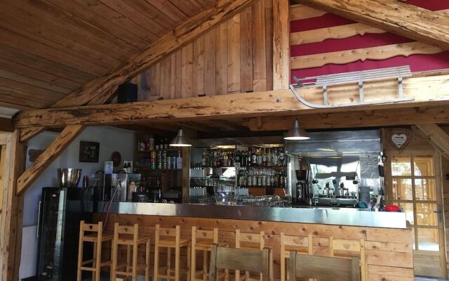 Chalet Hôtel Les Blancs