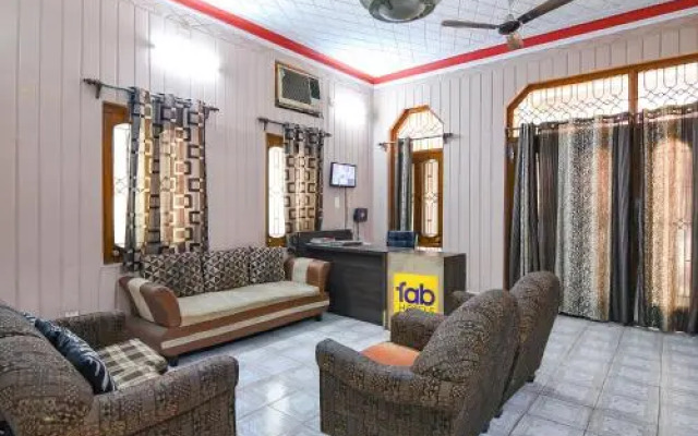 OYO 65902 Vicky Guest House