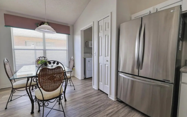 Sandra's Eagle Pointe Vacation Home