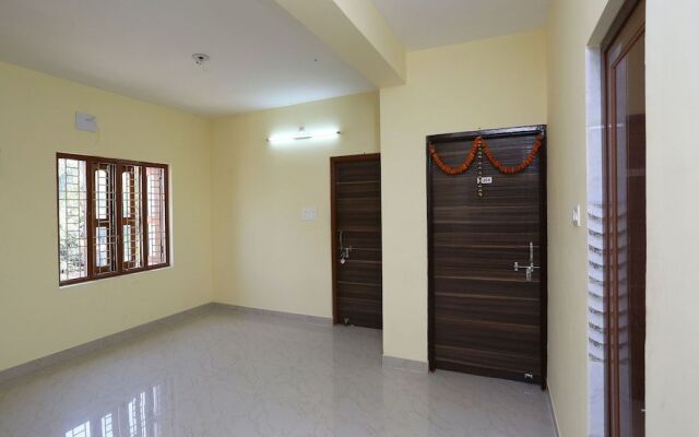 OYO Flagship 11946 Greenland Inn