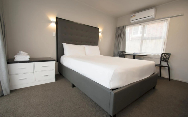 Middlemore Motel