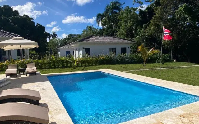 Luxury 5 Bedrooms Villa in Hispañola -sosua