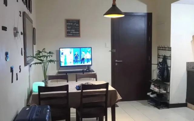 Condo Staycation in SLP Bangkal Makati