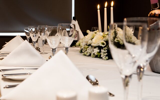 Elite Venue Selection Felbridge - Gatwick