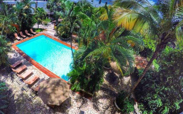 Hotel Ciudad Blanca
