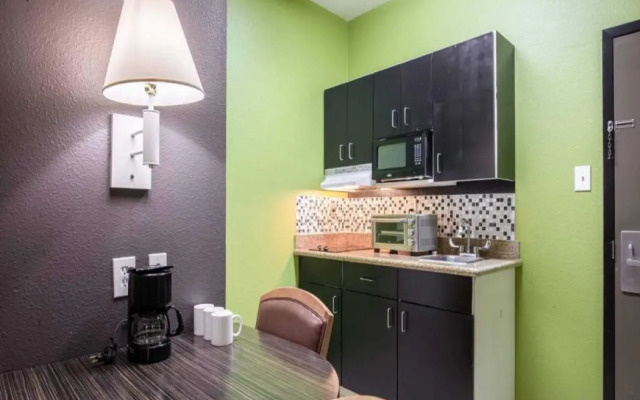 Studio 6 Bay City, TX