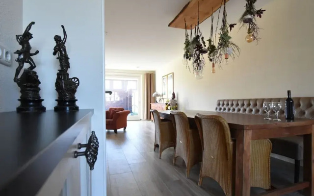 Family Holiday Home in Limmen Near sea