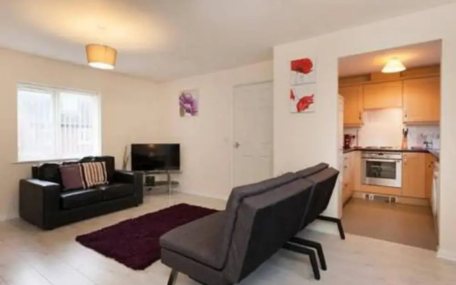 Malsbury Avenue Apartment