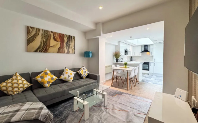 2 Bedroom Quayside Lofts