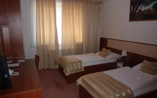 Hotel Auto Jas