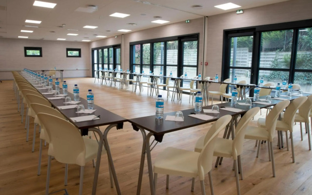 ibis Rennes Beaulieu