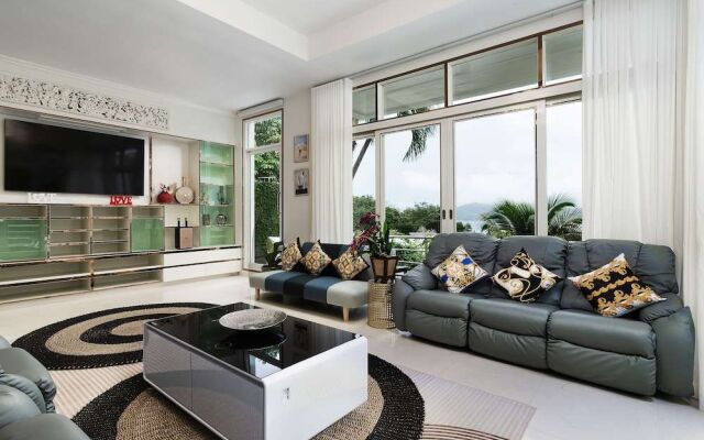 Patong Seaview Luxury Pool Villa