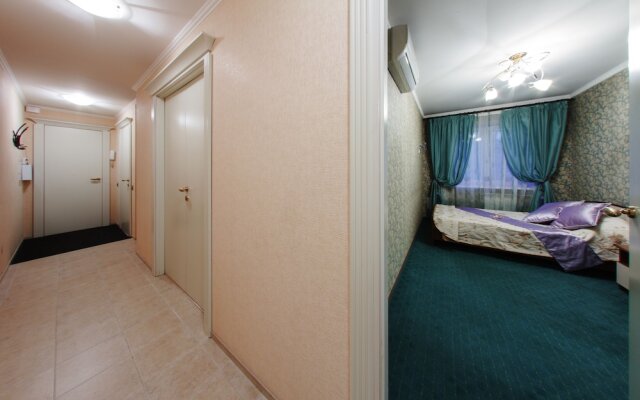 Апартаменты ИннХоум - Площадь Революции