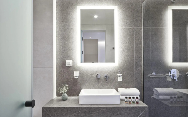NLH MONASTIRAKI - Neighborhood Lifestyle Hotels
