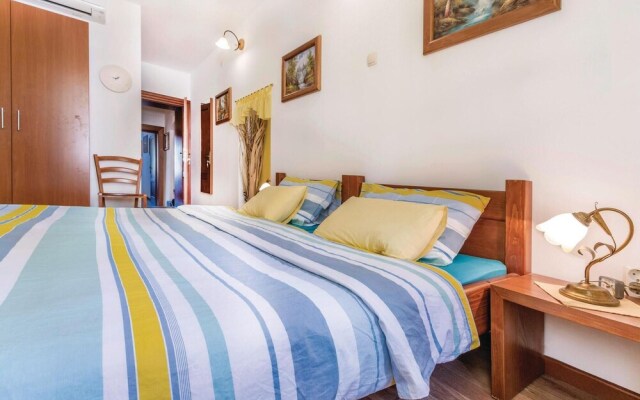 Amazing Home in Vodnjan With Wifi and 2 Bedrooms