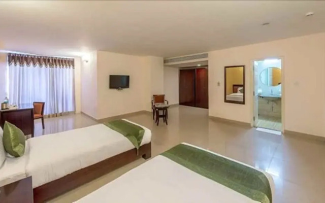 Hotel Crystal Castle