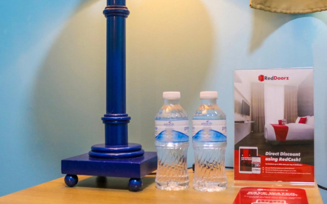 RedDoorz Plus near UV Mandaue Cebu
