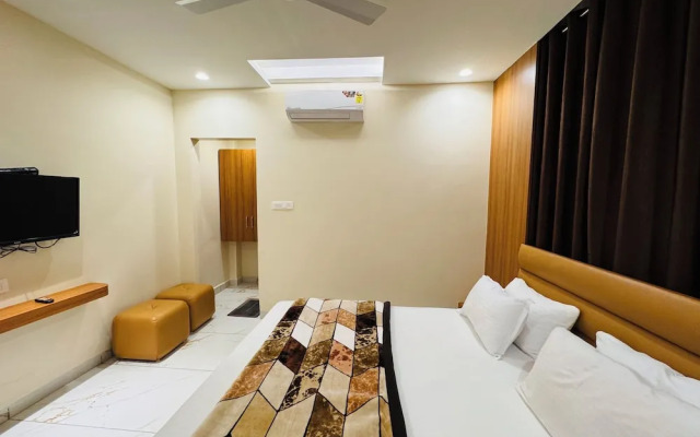 Hotel Shree Krishnam