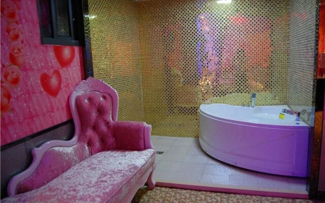 Menglong Fashion Boutique Hotel