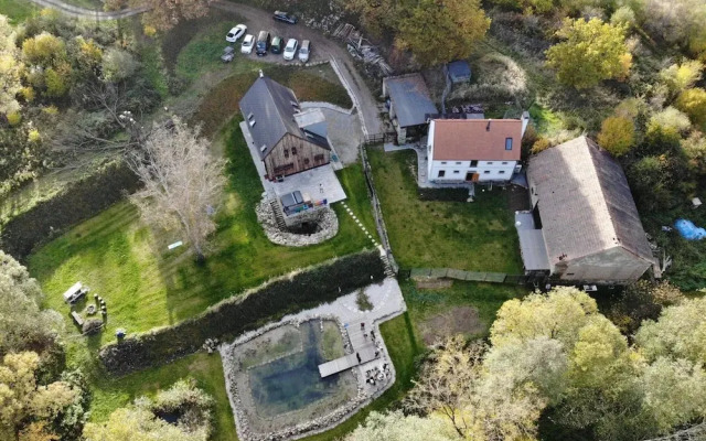 Villa in Prague With Jacuzzi