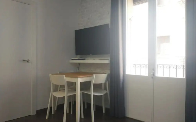 Lovely Flat In Barceloneta Near Sea