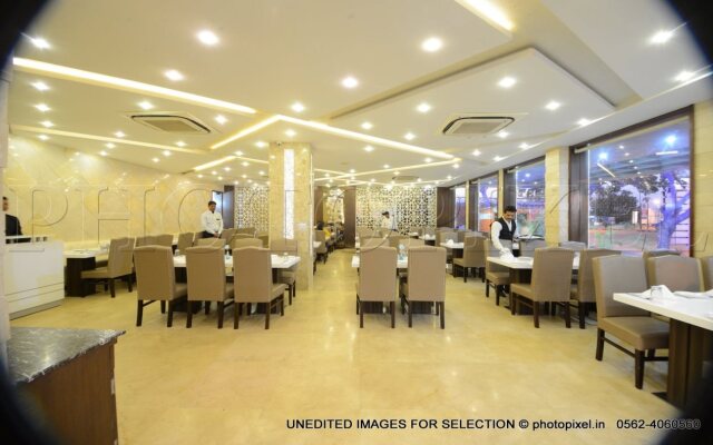Hotel Palm Galaxy