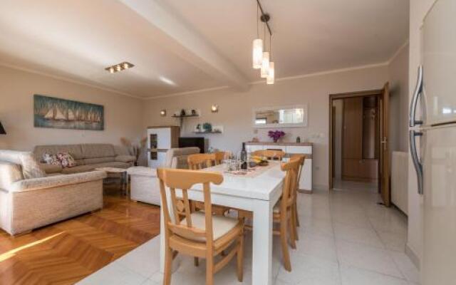 Stedi Apartment