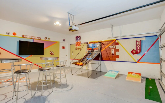 Broadaok Drive Villa Solterra 6091