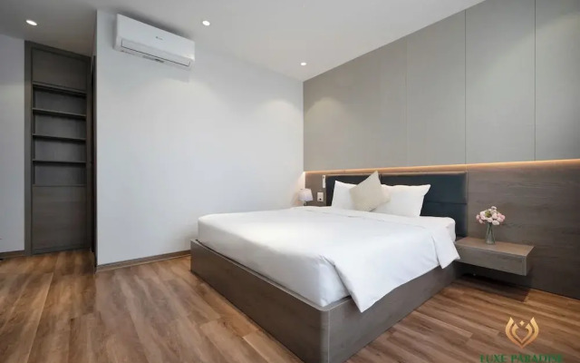 Luxe Paradise Suites Hotel  To Ngoc Van