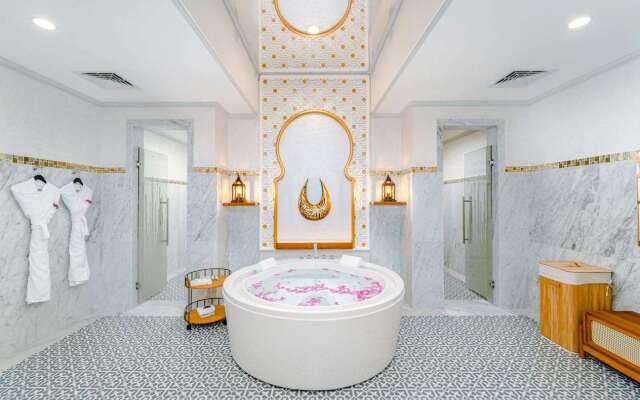 The Signature Collection by Hideaway