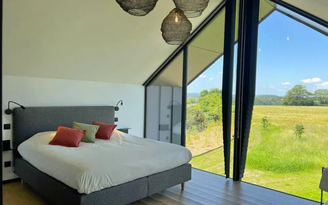 Amazing Lodge With Shared Pool