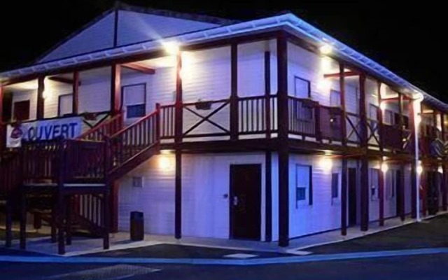 hotelImage