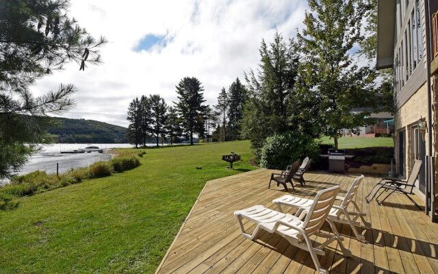 Taylor Made 6 Bedroom House