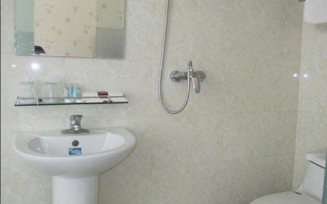 Yinchuan Zhengyang Express Inn – Bathroom – Yinchuan